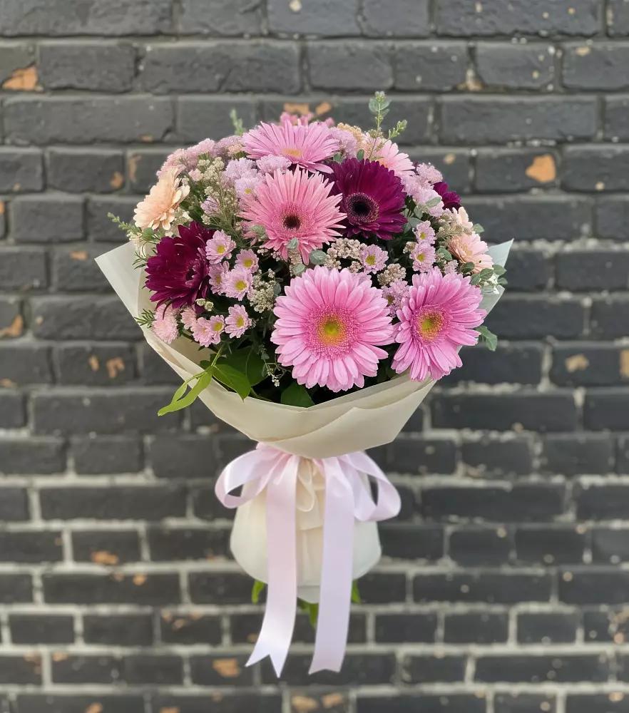 Букет цветов из: Герберы и Хризантемы в Красный путь