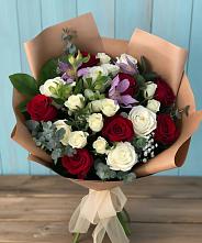 Букет цветов из:  Розы и Альстромерии #REPLACE_PRED# Красный путь