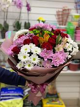 Букет цветов из:  Розы, Хризантемы и Альстромерии #REPLACE_PRED# Красный путь