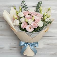 Букет цветов из:  Лизиантусы в Красный путь