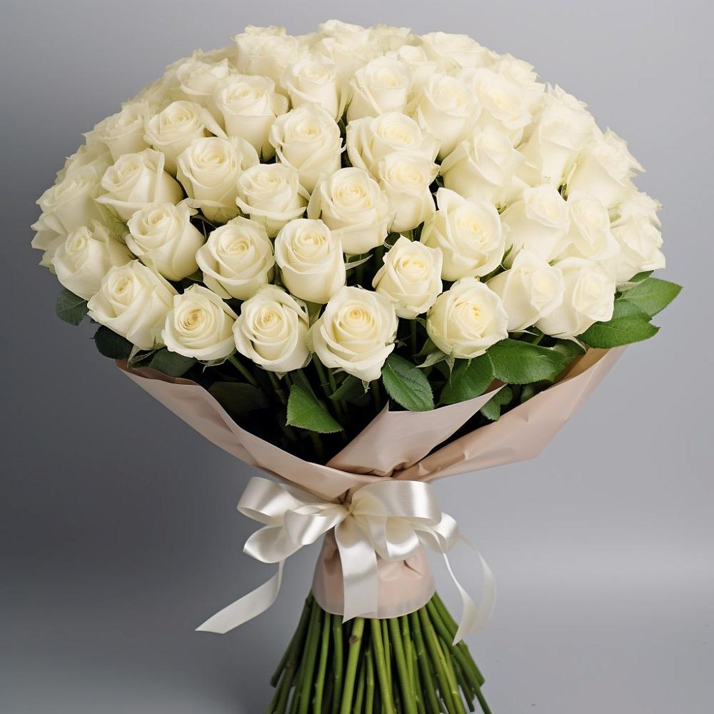 Букет 101 беля роза Белоснежка в Красный путь