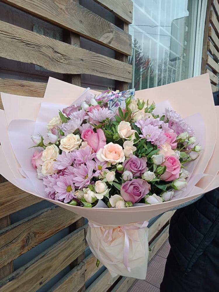 Букет цветов из: Розы и Хризантемы в Красный путь