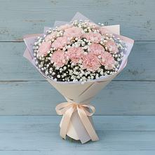 Букет цветов из:  Гвоздики в Красный путь