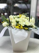 Цветочная композиция из Розы  в Красный путь