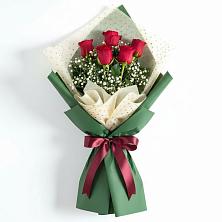 Букет цветов из:  Розы в Красный путь